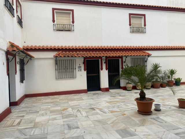 Piso en venta con 70 m2, 2 dormitorios  en Alcalá del Río, AVENIDA ANDALUCIA